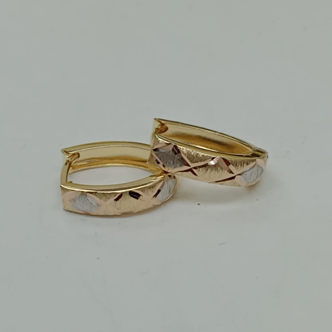 HUGGIES ORO 14K 1.1 (NUEVO)
