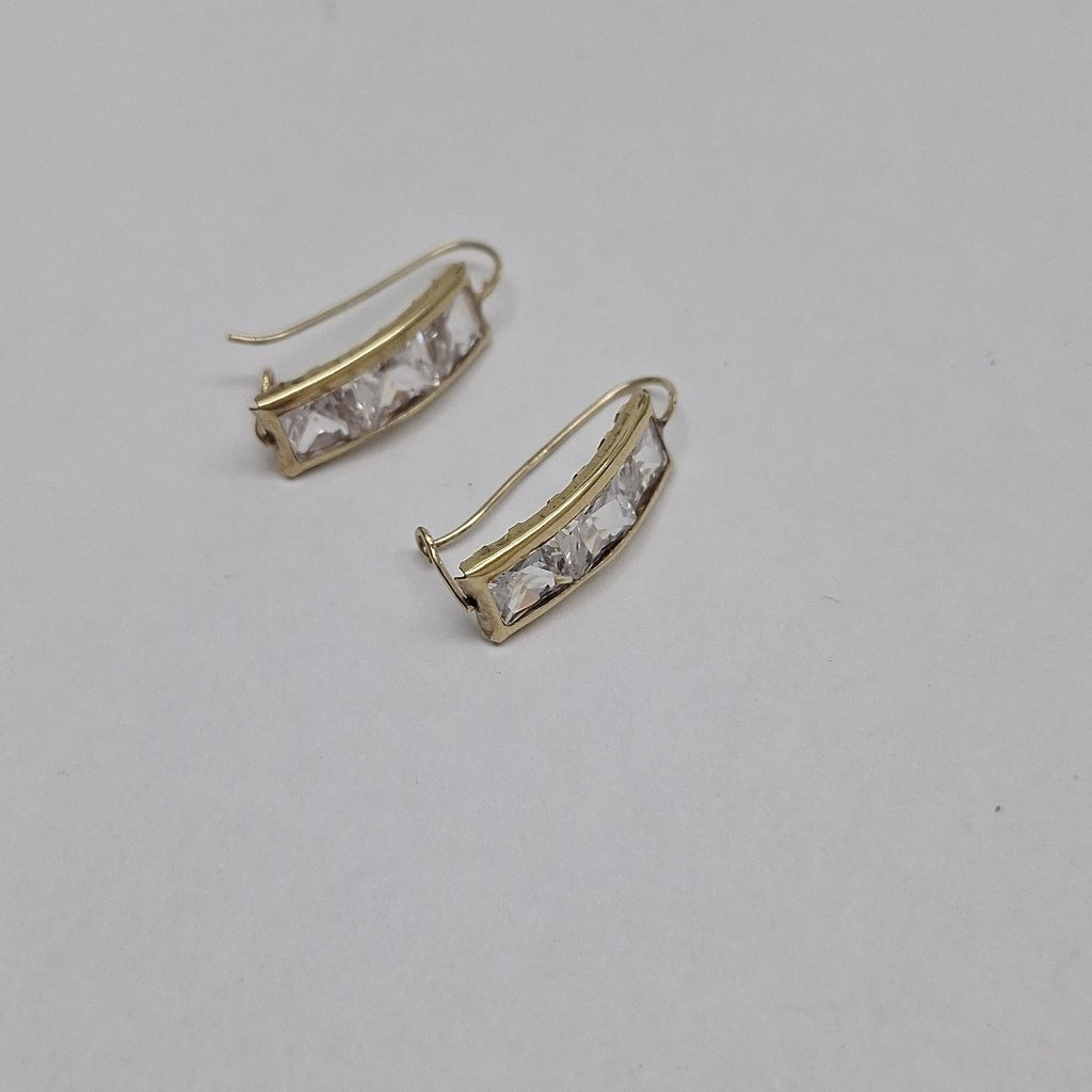 ARETES PAR ORO 10 K 2.8 GRMS (SEMINUEVO)