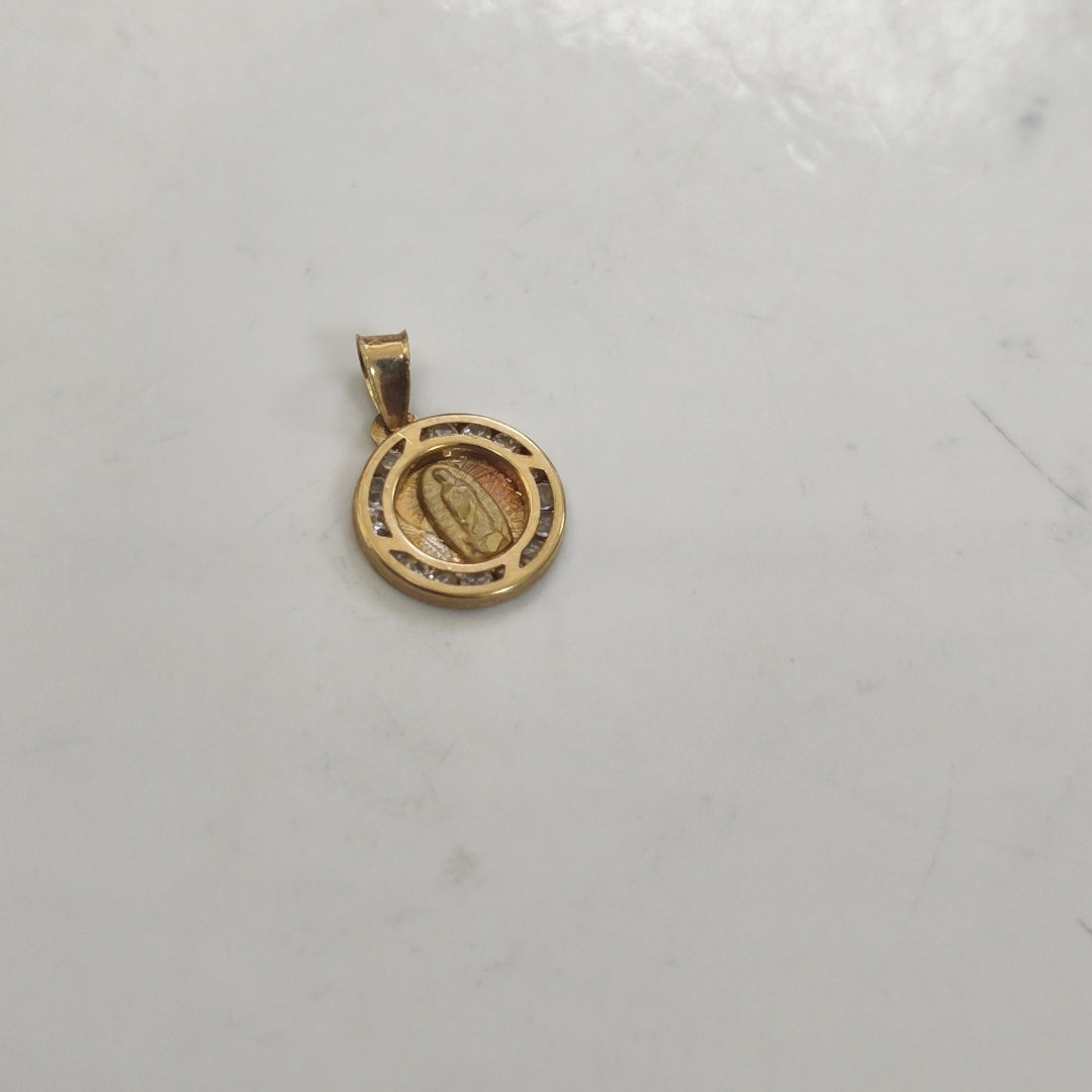 DIJE ORO 10 K 0.6 GRMS (SEMINUEVO)