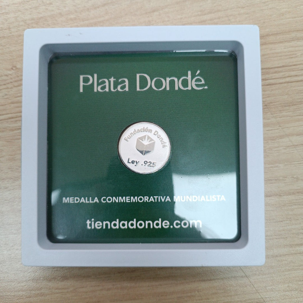 MEDALLA CONMEMORATIVA FRD FÚTBOL MOTIVO COLIBRI PLATA .925 8 GR (NUEVO)
