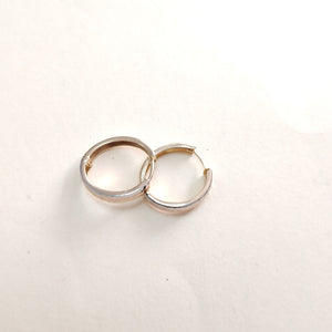 HUGGIES ORO 14K 1.6 (NUEVO)