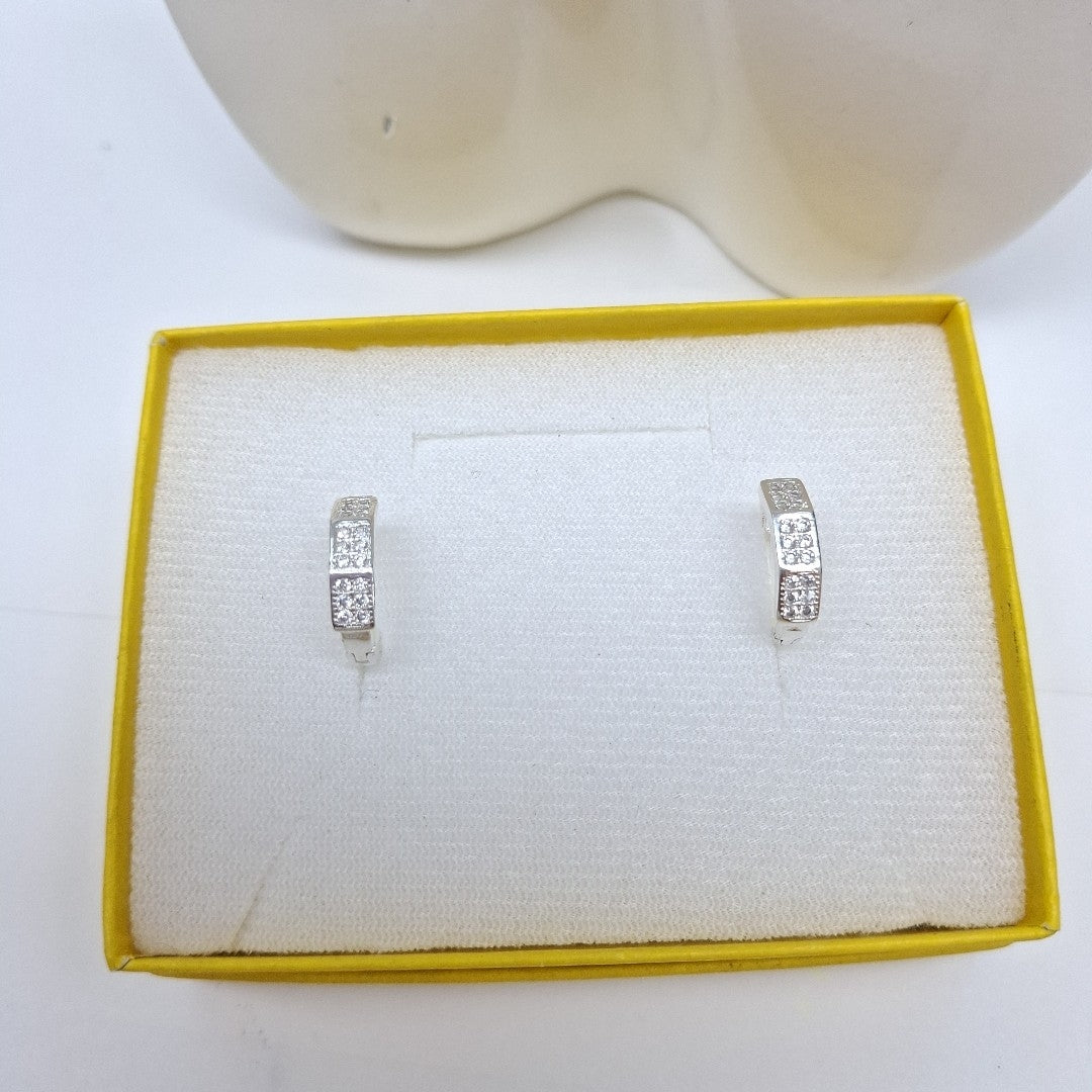 ARRACADAS C/CIRCONIAS PLATA .925 2.5 GR (NUEVO)