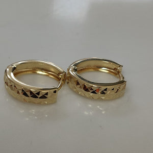 HUGGIES ORO 14K 1.1 (NUEVO)