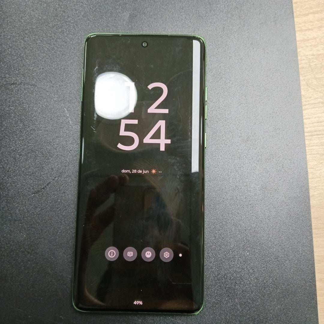 CELULAR MOTOROLA EDGE 60 XT2505-3 (2025) 512 GB 12 GB RAM (SEMINUEVO)