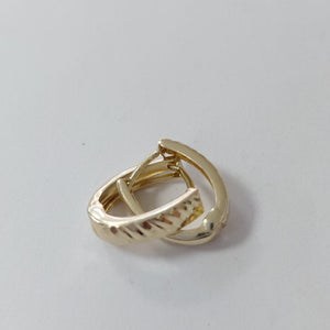 HUGGIES ORO 14K 1.1 (NUEVO)