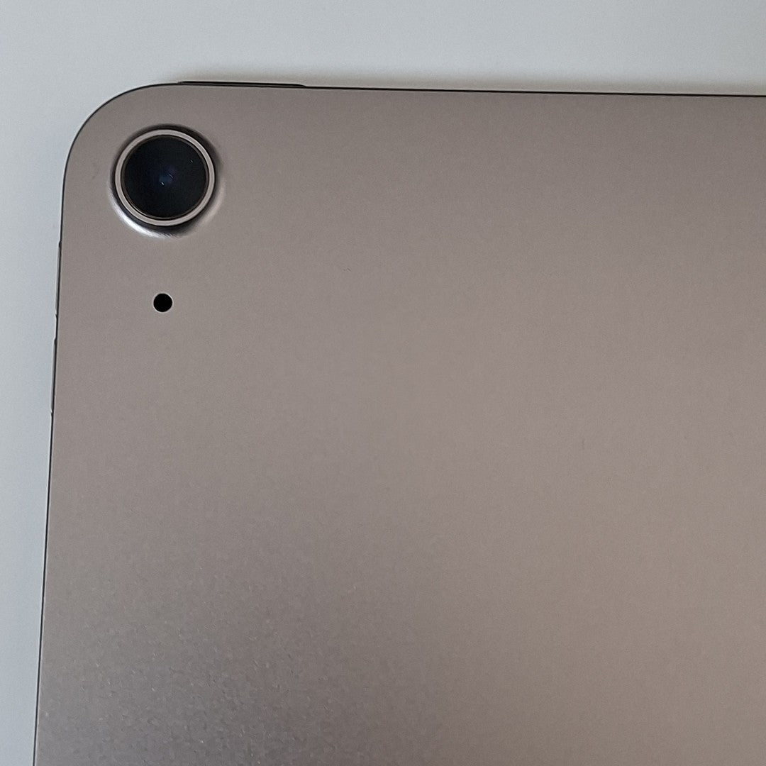 TABLETA APPLE IPAD AIR (M3) 11" A3266 (2025) 256 GB 8 GB RAM (SEMINUEVO)