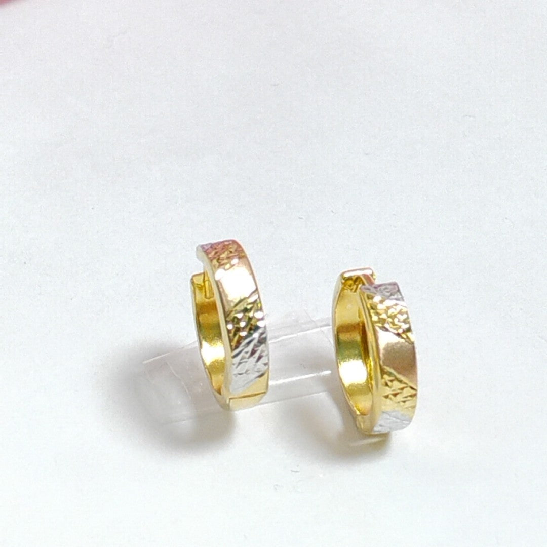 HUGGIES ORO 14K 1.6 (NUEVO)