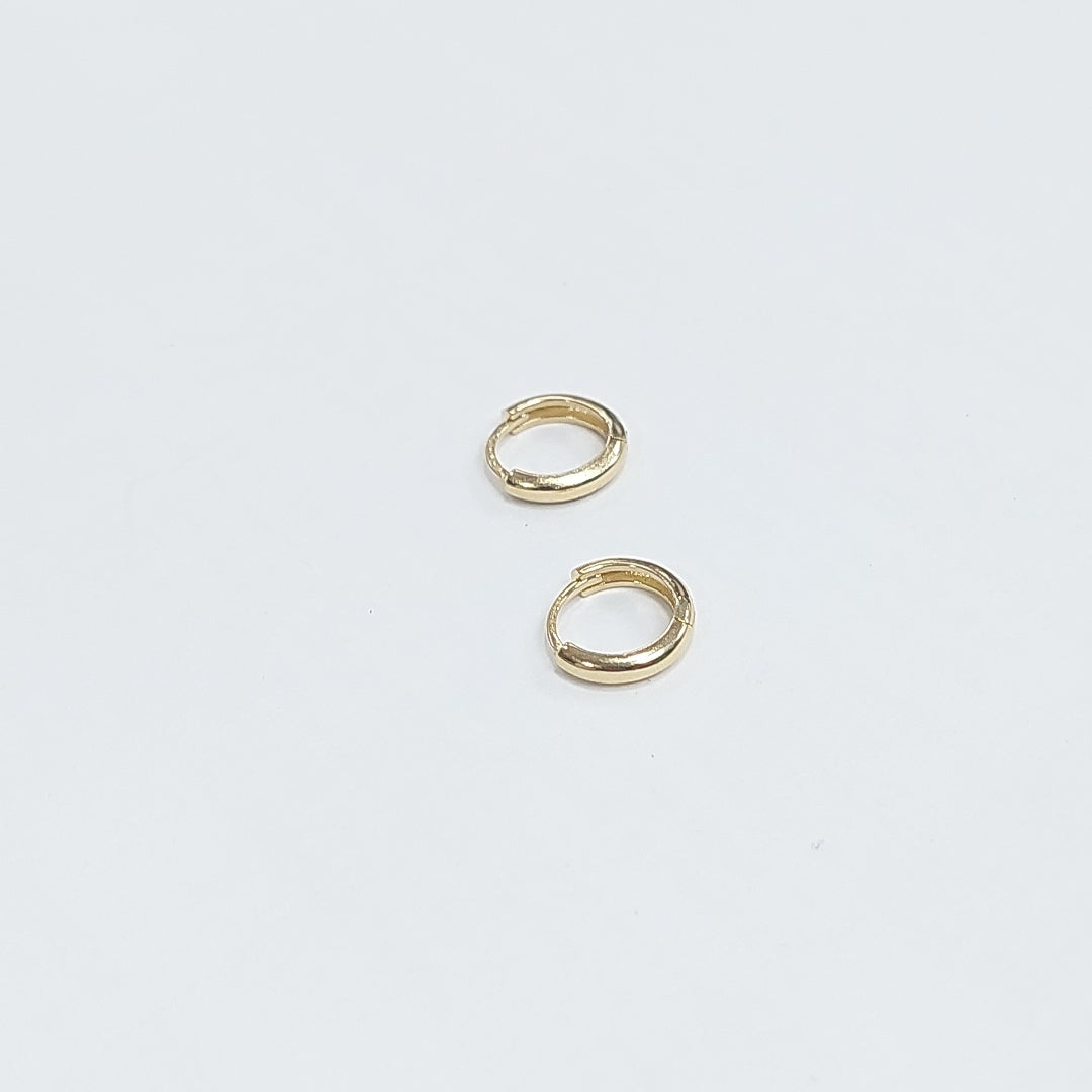 HUGGIES ORO 14K 1.1 (NUEVO)