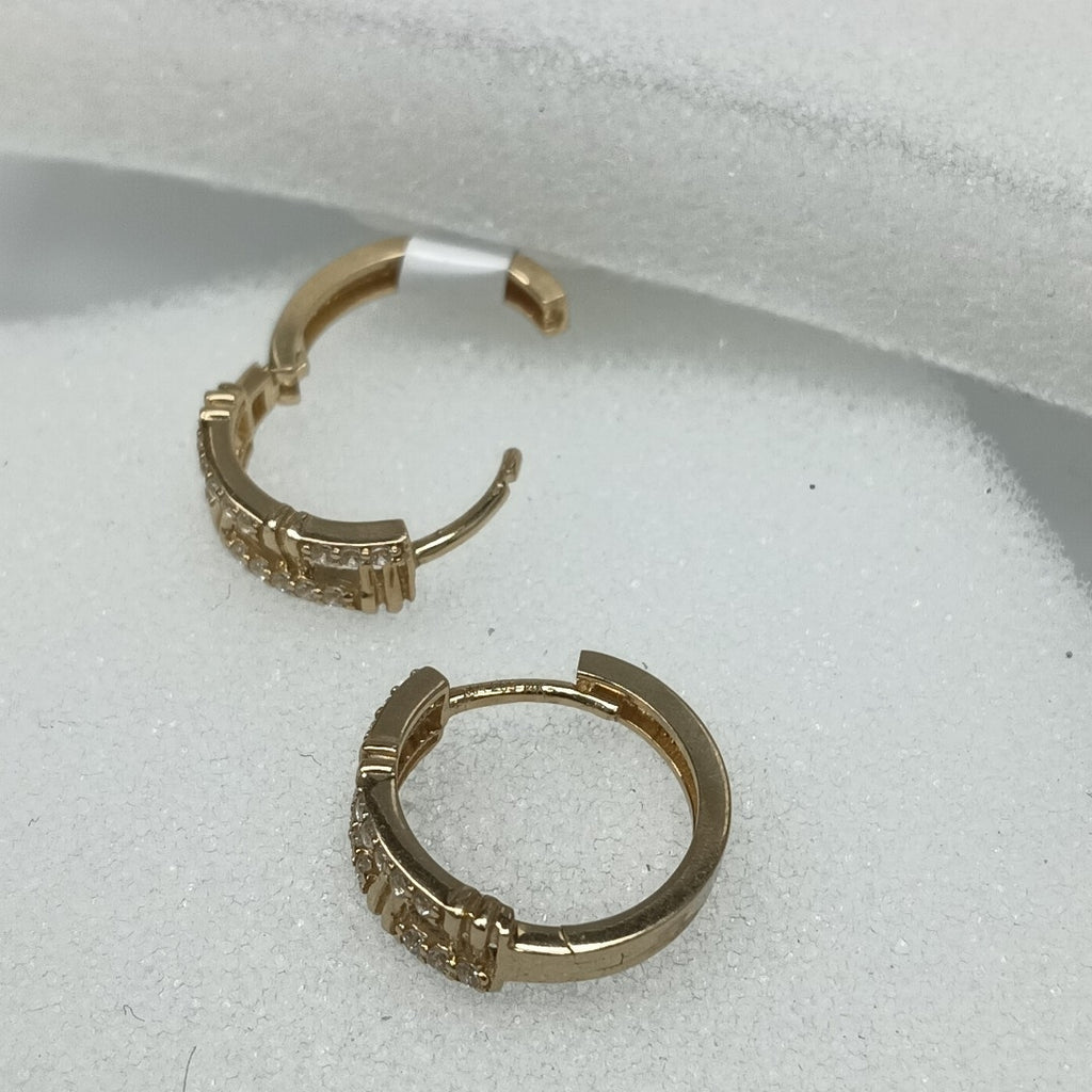 HUGGIES ORO 14K 2.6 (NUEVO)