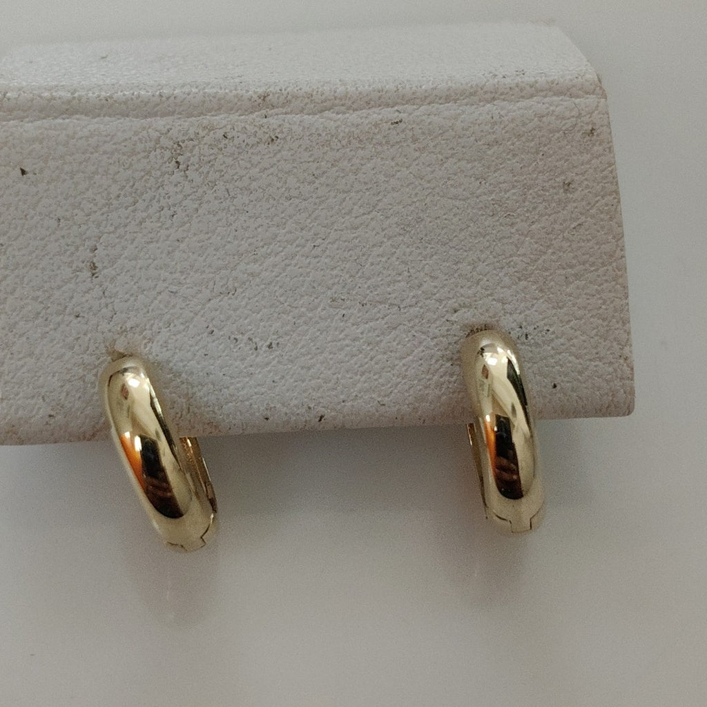 HUGGIES ORO 14K 1.2 (NUEVO)