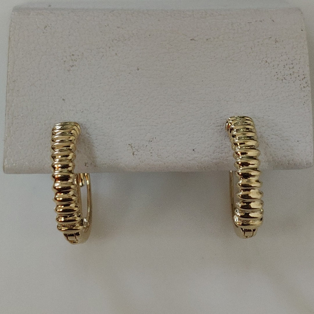 HUGGIES ORO 14K 1.2 (NUEVO)