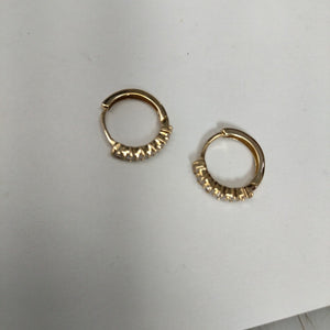 HUGGIES ORO 14K 1.5 (NUEVO)