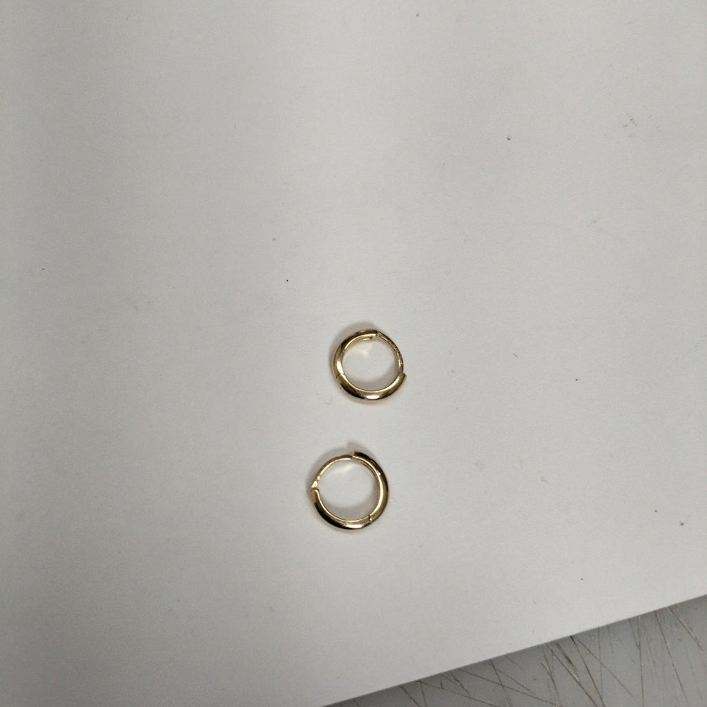 HUGGIES ORO 14K 1.1 (NUEVO)