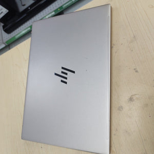 LAPTOP HP 13-BE2002LA (2024) 512 GB SSD 16 GB RAM (SEMINUEVO)