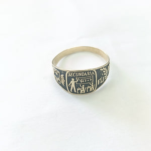 ANILLO DE GRADUACIÓN ORO 8 K 1,20 GRMS (SEMINUEVO)