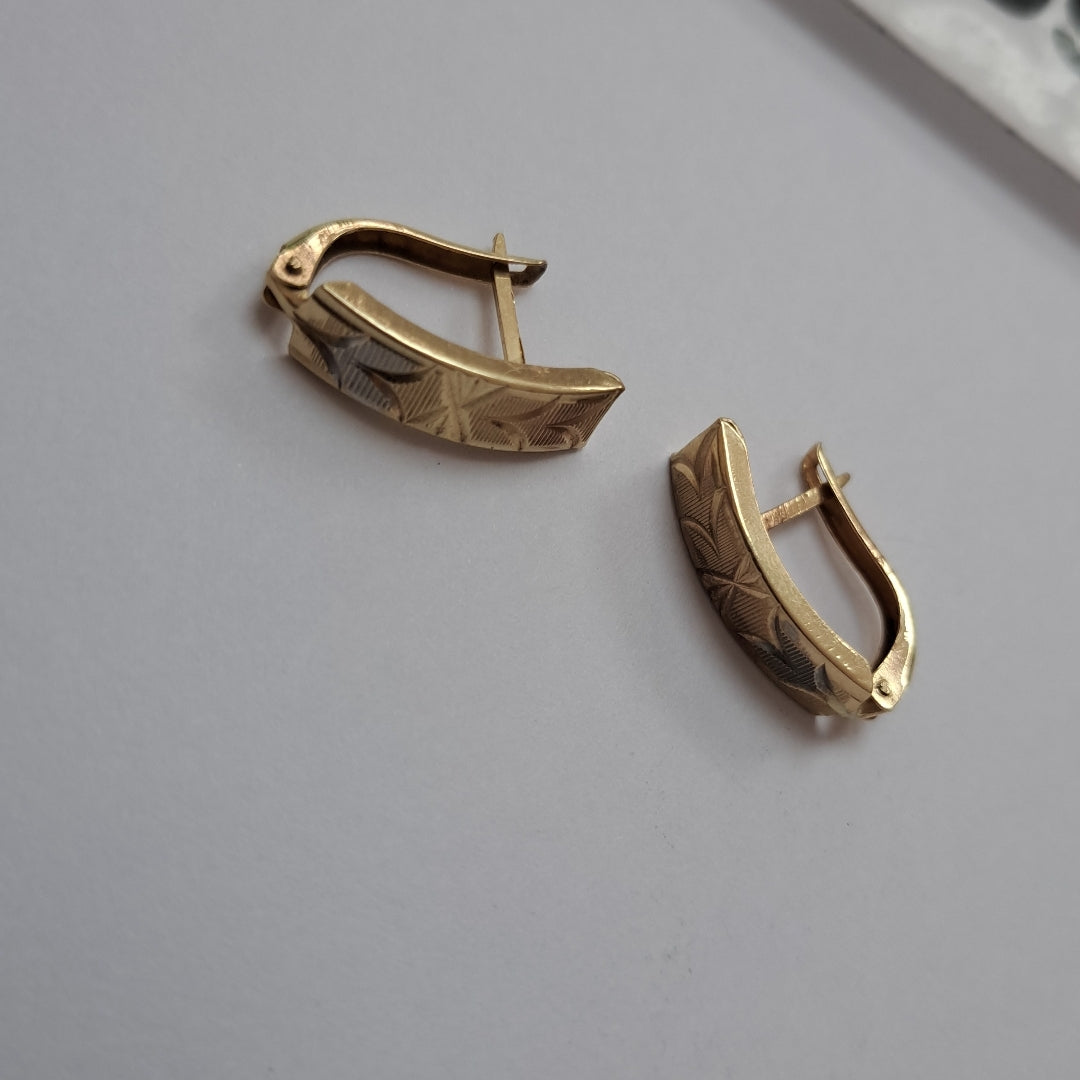 ARETES PAR ORO 10 K 1.6 GRMS (SEMINUEVO)