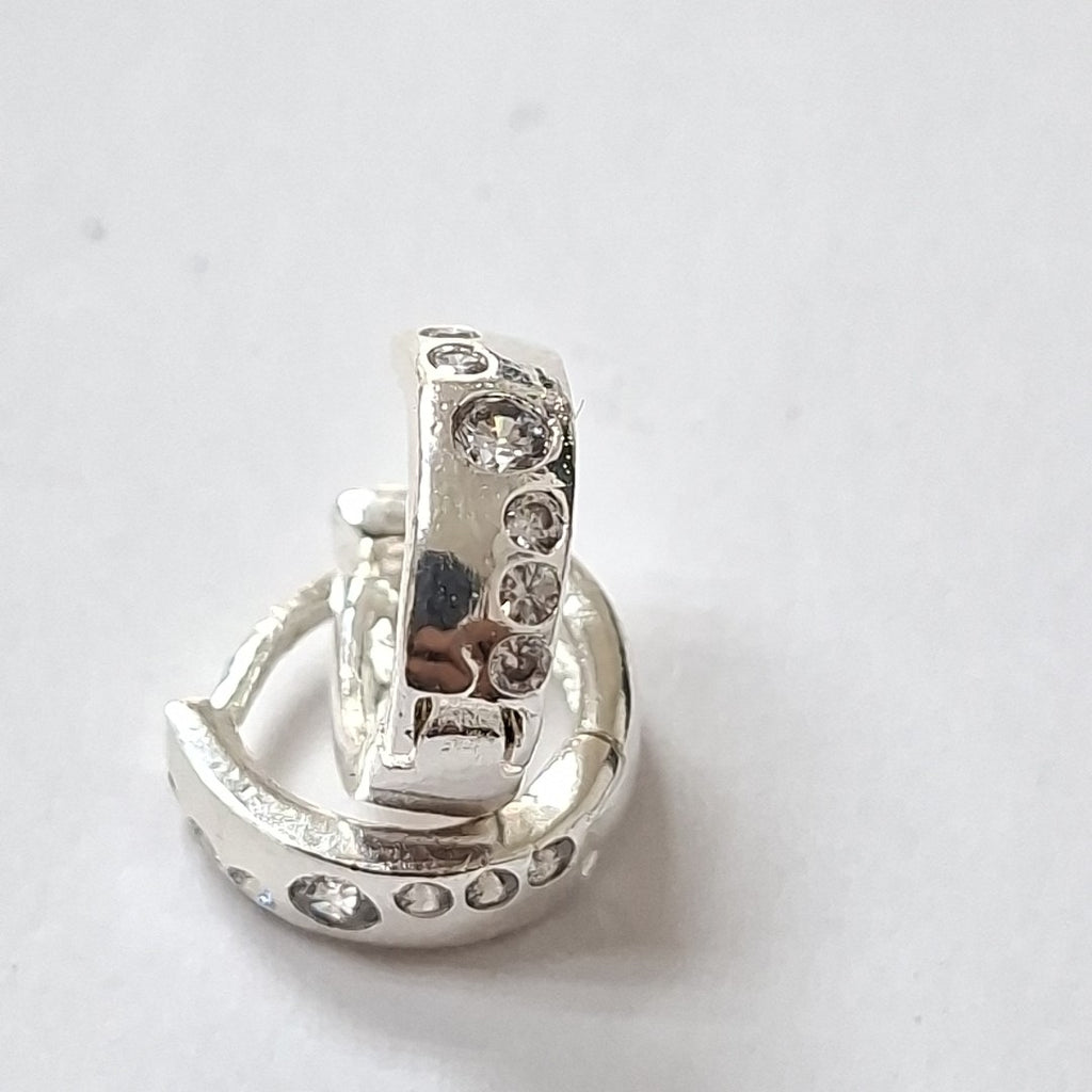 ARRACADAS C/CIRCONIAS PLATA .925 2.4 GR (NUEVO)