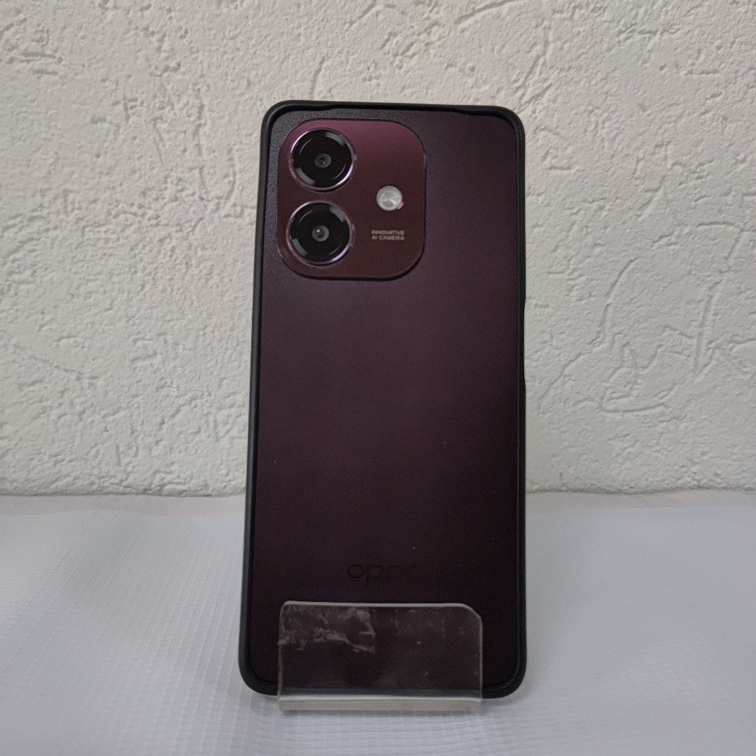 CELULAR OPPO A40 CPH2669 (2024) 256 GB 4 GB RAM (SEMINUEVO)