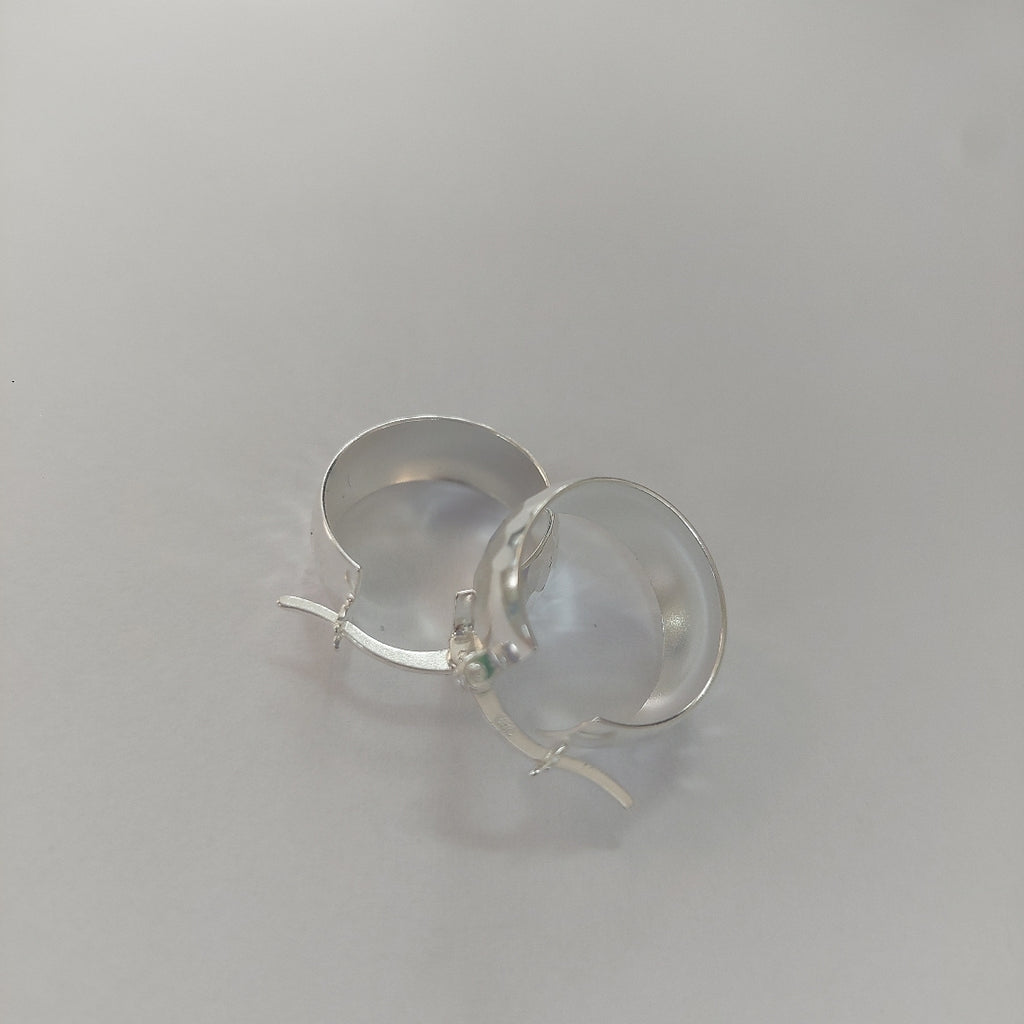 ARETES ARRACADAS FACETADAS PLATA .925 2.9 GR (NUEVO)
