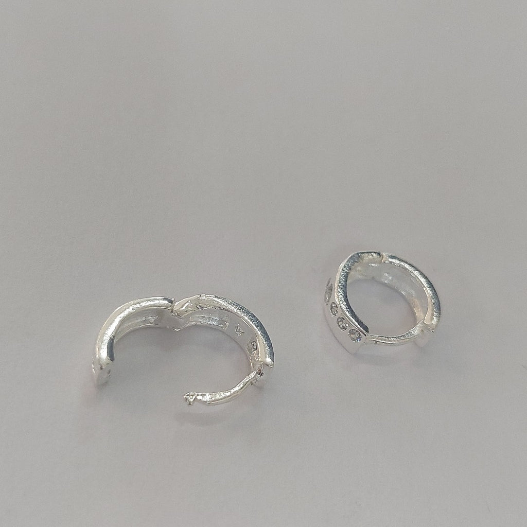 ARRACADAS C/CIRCONIAS PLATA .925 2.4 GR (NUEVO)
