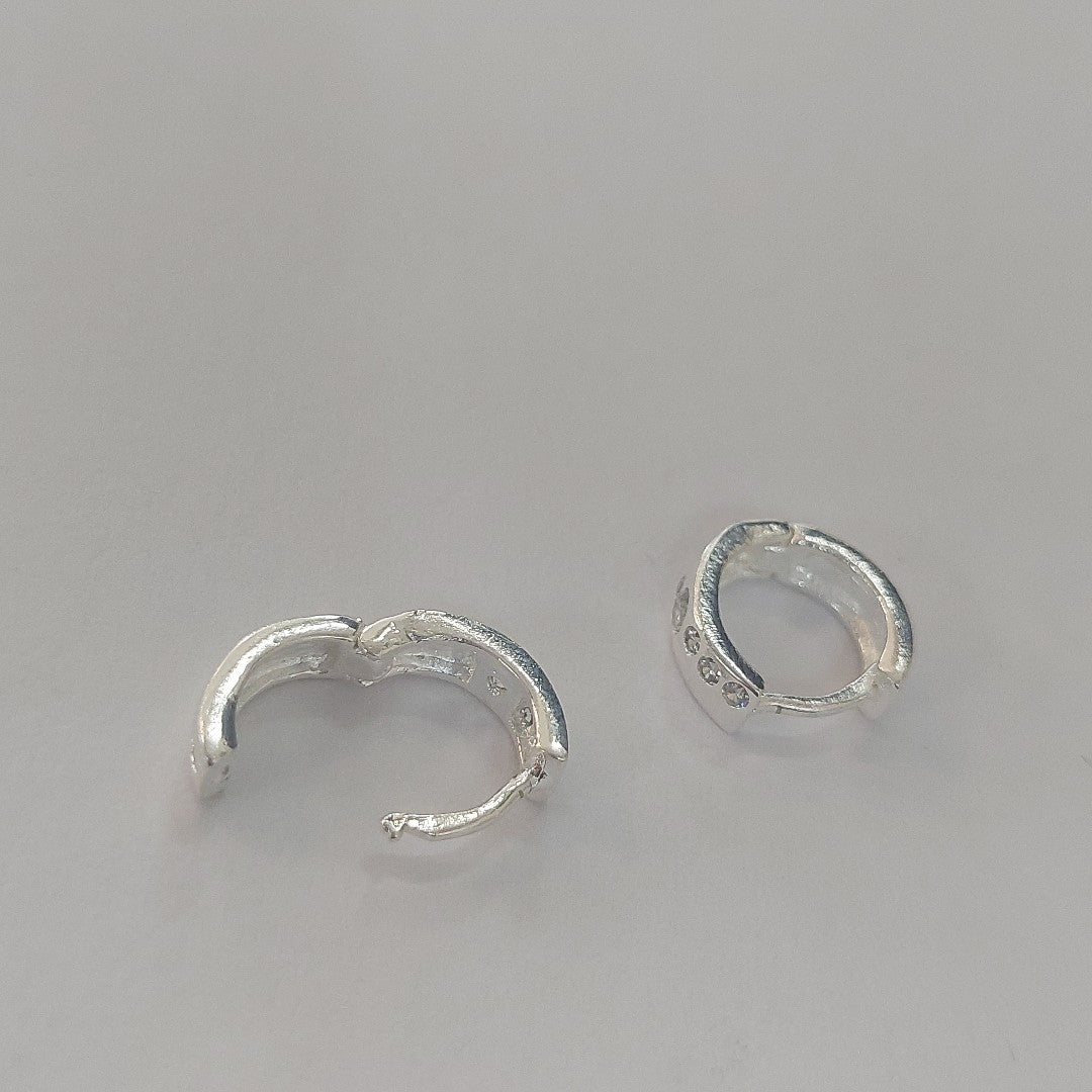 ARRACADAS C/CIRCONIAS PLATA .925 2.4 GR (NUEVO)