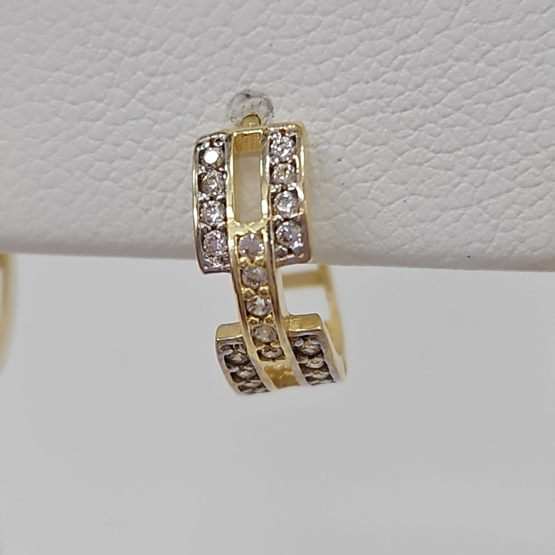 HUGGIES ORO 14K 2.4 (NUEVO)