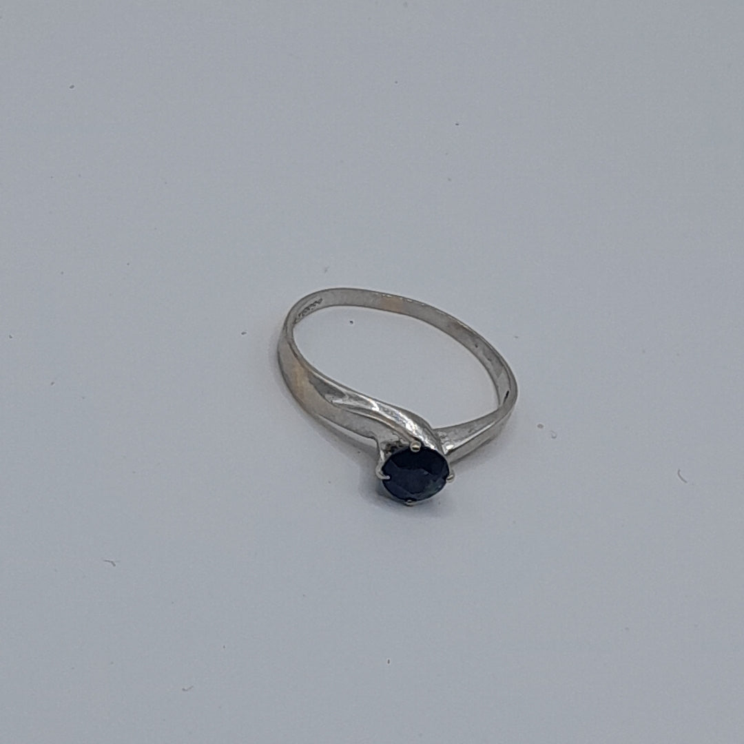 SOLITARIO ORO 10 K 1,40 GRMS (SEMINUEVO)