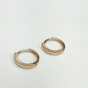 HUGGIES ORO 14K 1.2 (NUEVO)
