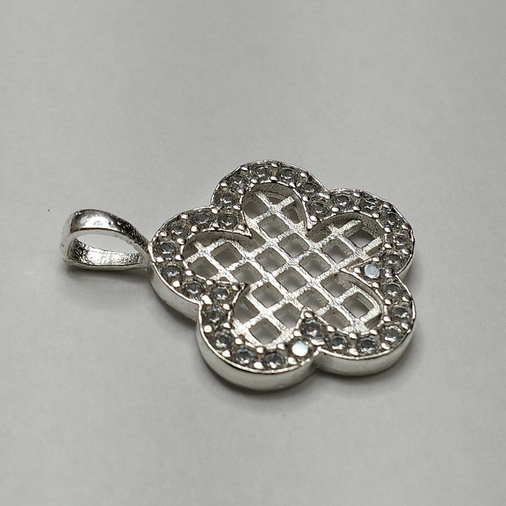 DIJE FLOR CON CIRCONIAS PLATA .925 1.7 GR (NUEVO)