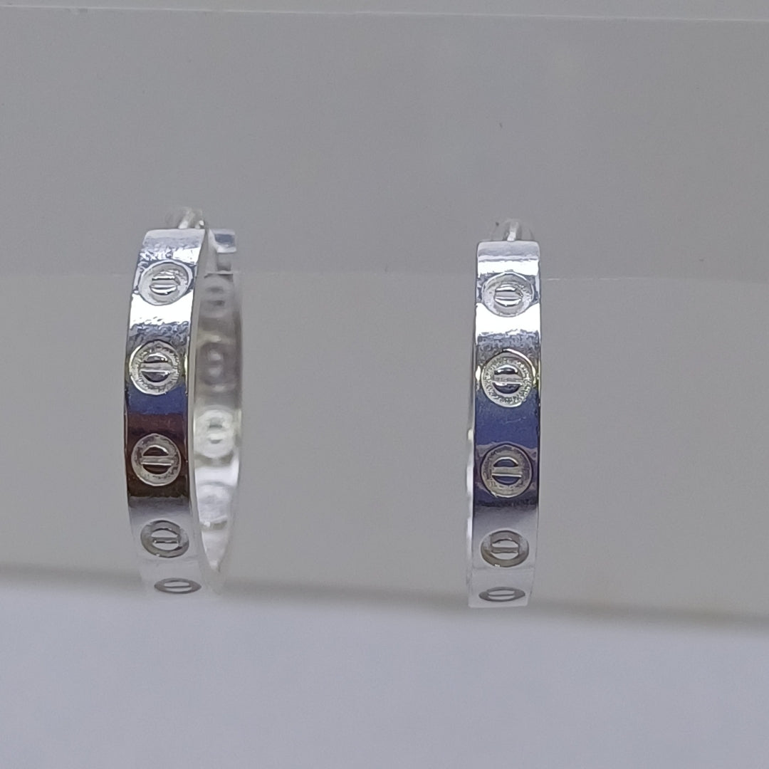 ARETES ARRACADAS FIG TORNILLOS PLATA .925 2.63 GR (NUEVO)