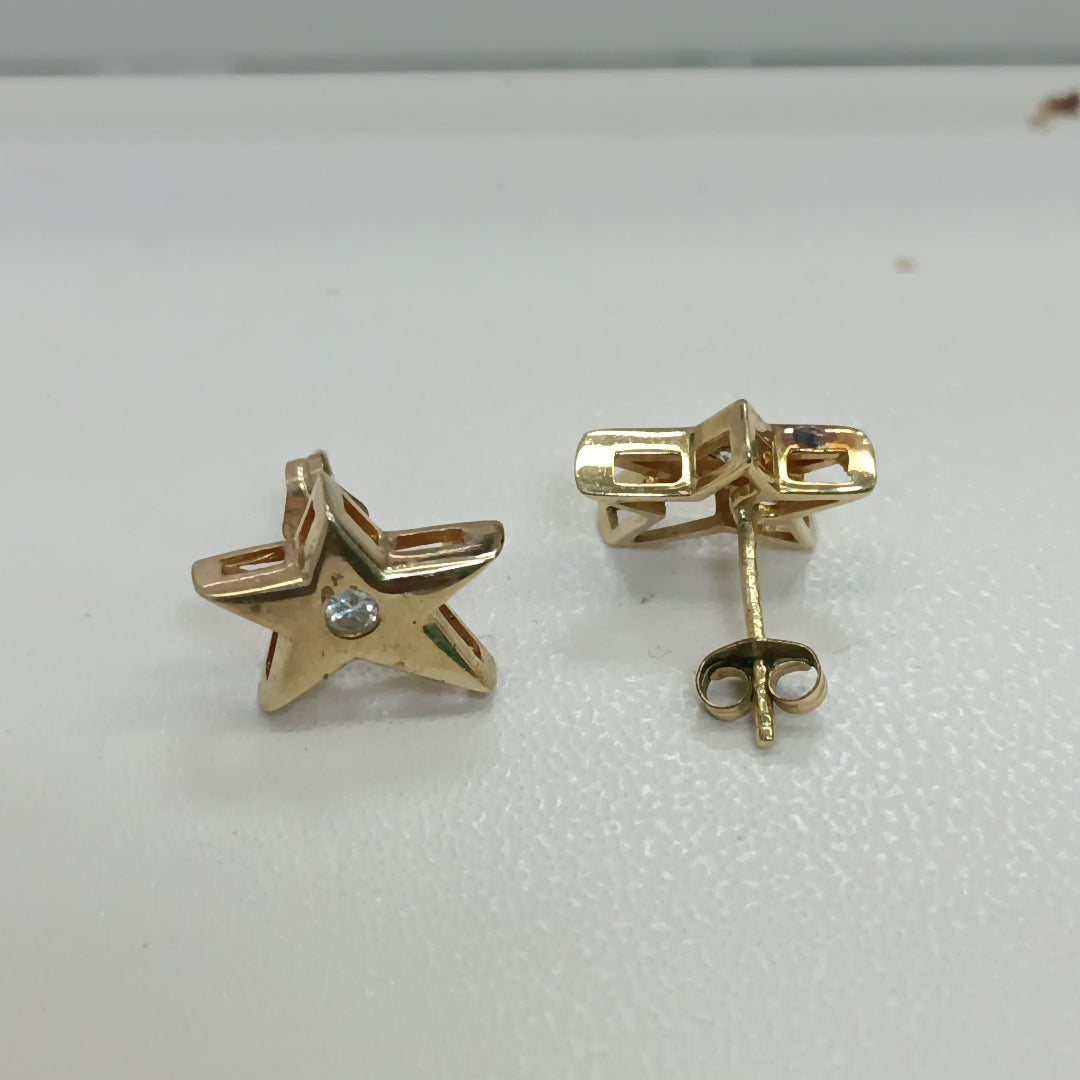 ARETES PAR ORO 14 K 2.8 GRMS (SEMINUEVO)