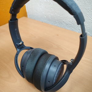 AUDIFONOS ONANOFF FOKUS+ INALAMBRICO OVER EAR (SEMINUEVO)