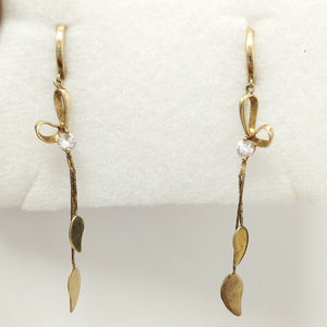 ARETES PAR ORO 14 K 2.6 GRMS (SEMINUEVO)