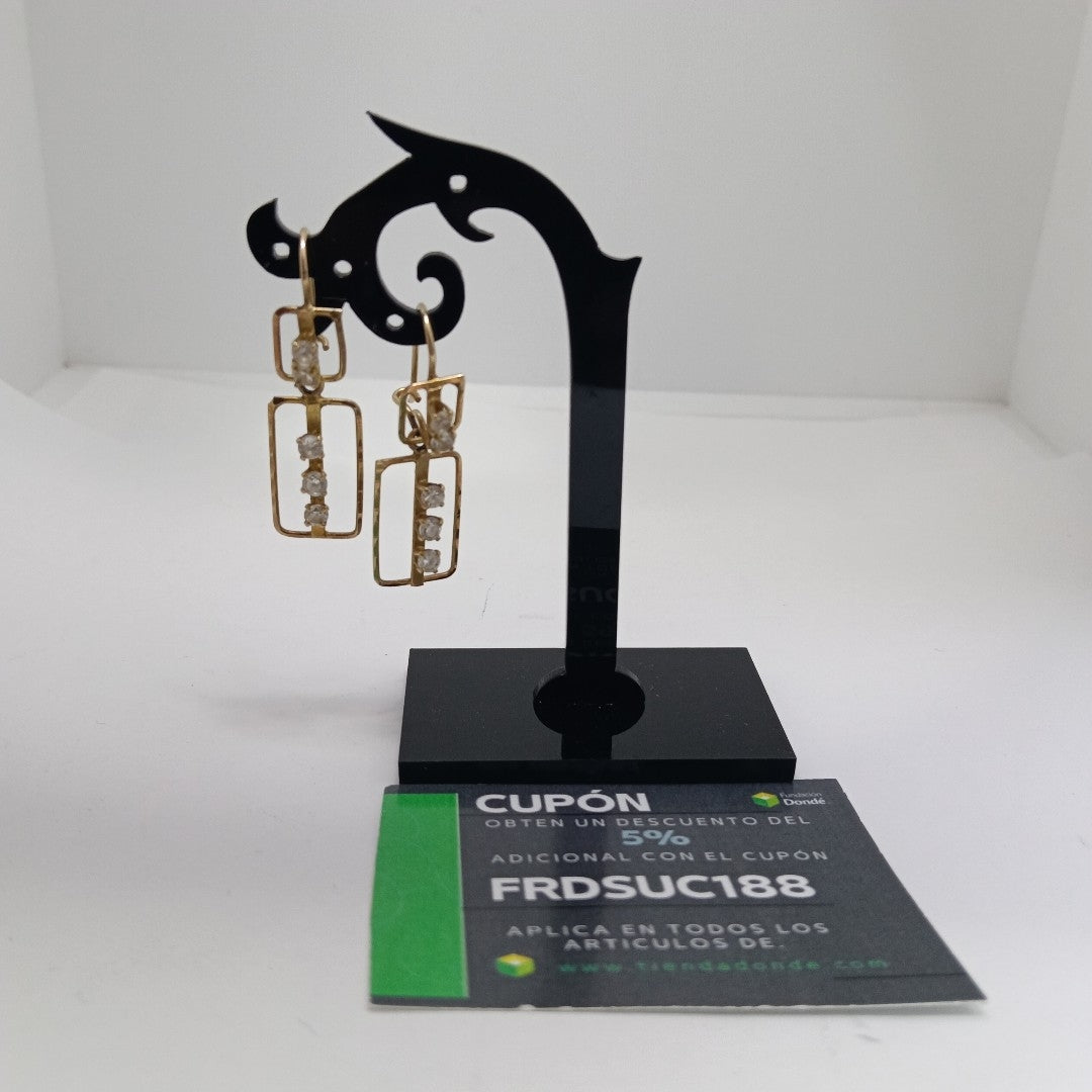 ARETES PAR ORO 10 K 3.8 GRMS (SEMINUEVO)