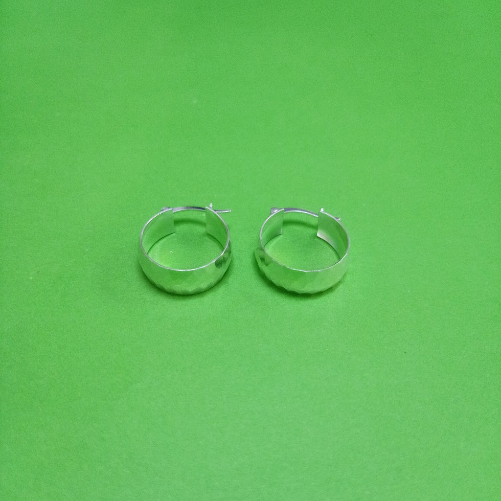 ARETES ARRACADAS FACETADAS PLATA .925 2.8 GR (NUEVO)