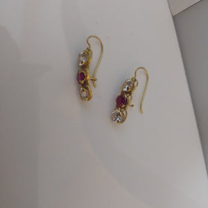 ARETES PAR ORO 10 K 3.7 GRMS (SEMINUEVO)