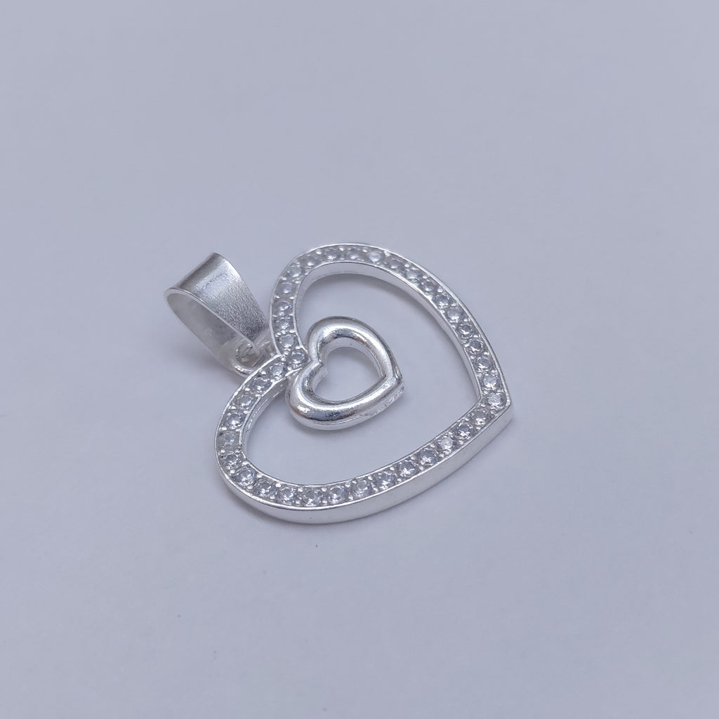 DIJE CORAZON C/CIRCONIAS PLATA .925 2.7 GR (NUEVO)