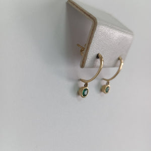 ARETES PAR ORO 18 K 1.9 GRMS (SEMINUEVO)