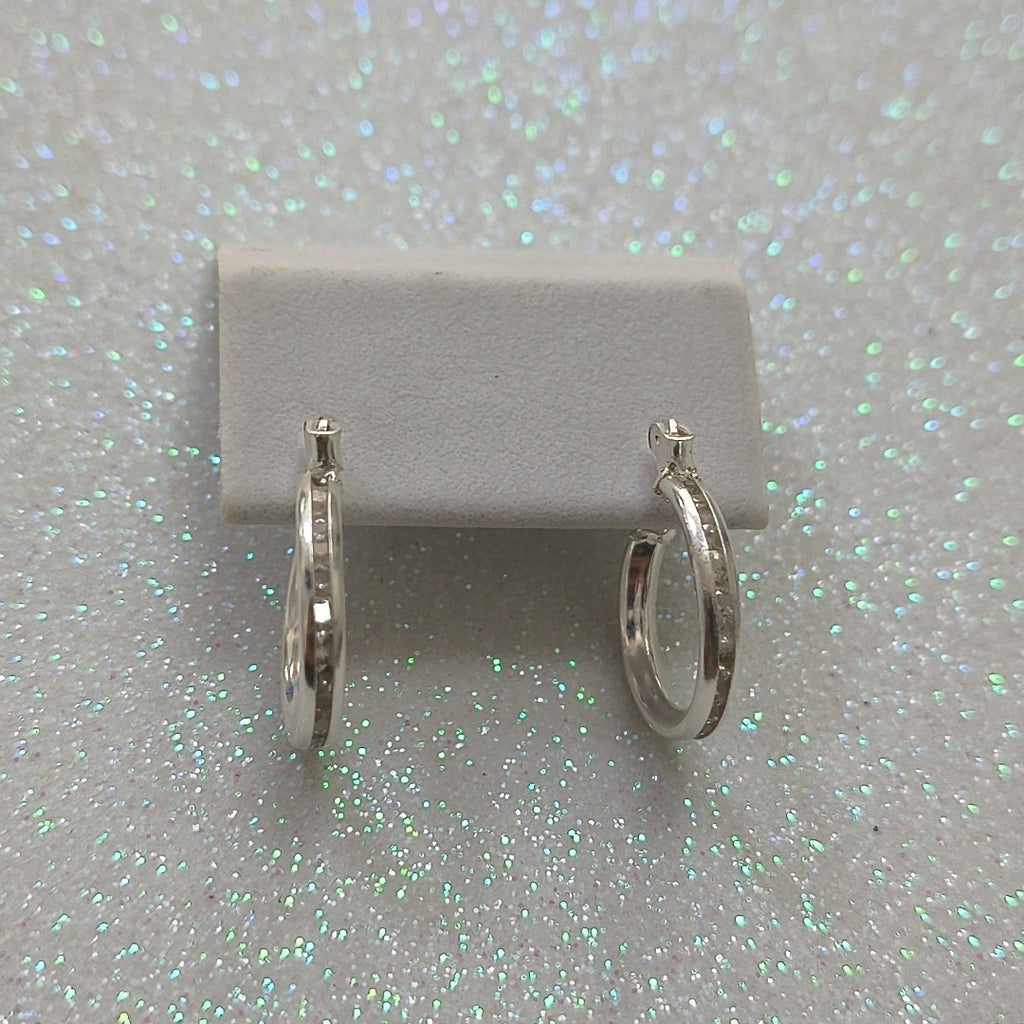 PAR ARRACADAS FACETADAS PLATA .925 1.7 GR (NUEVO)
