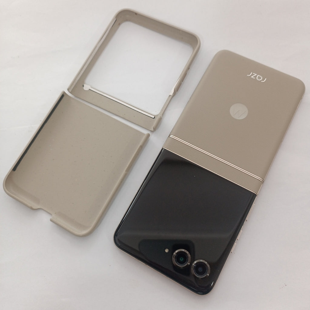 CELULAR MOTOROLA RAZR 50 5G XT2453-1 512 GB 12 GB RAM (SEMINUEVO)