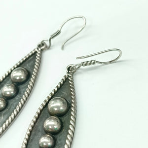 ARETES PAR PLATA 21.7 GRMS (SEMINUEVO)