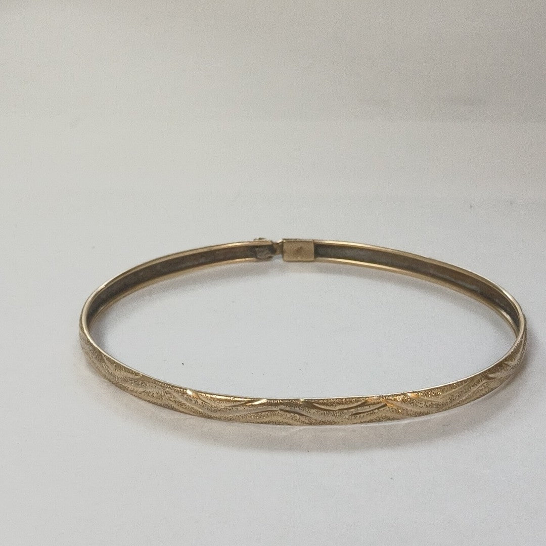 PULSERA RIGIDA ORO 14 K 3.9 GRMS (SEMINUEVO)