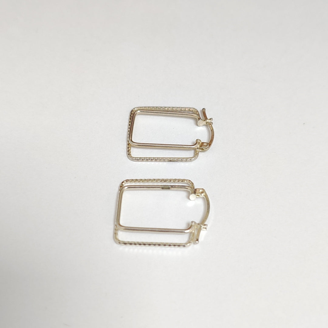 ARRACADAS PAR PLATA 2,30 GRMS (SEMINUEVO)