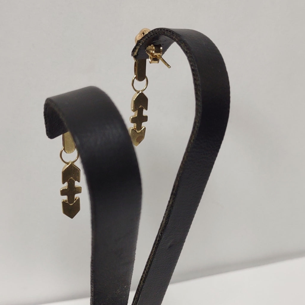ARETES PAR ORO 14 K 2.9 GRMS (SEMINUEVO)