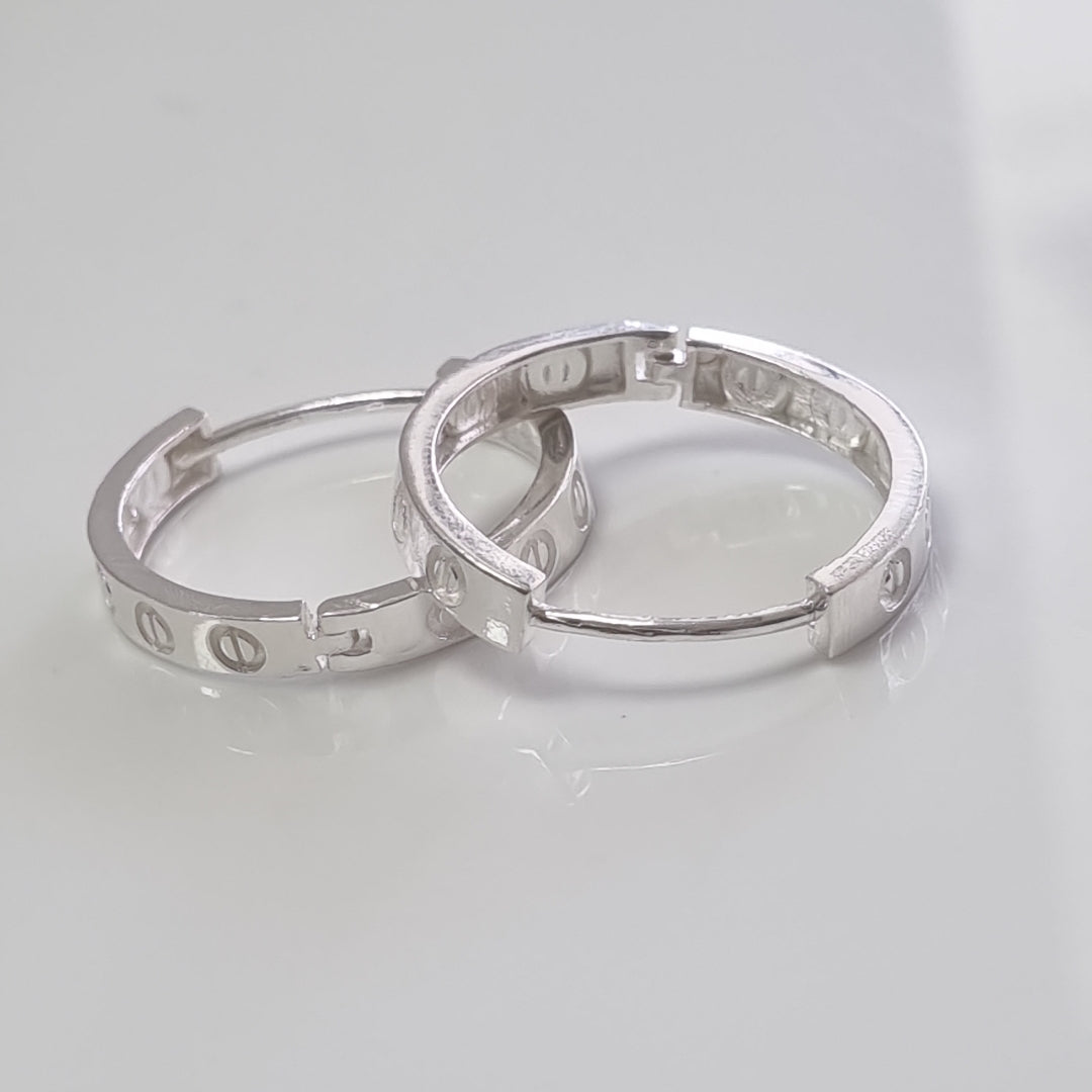 ARETES ARRACADAS FIG TORNILLOS PLATA .925 2.63 GR (NUEVO)