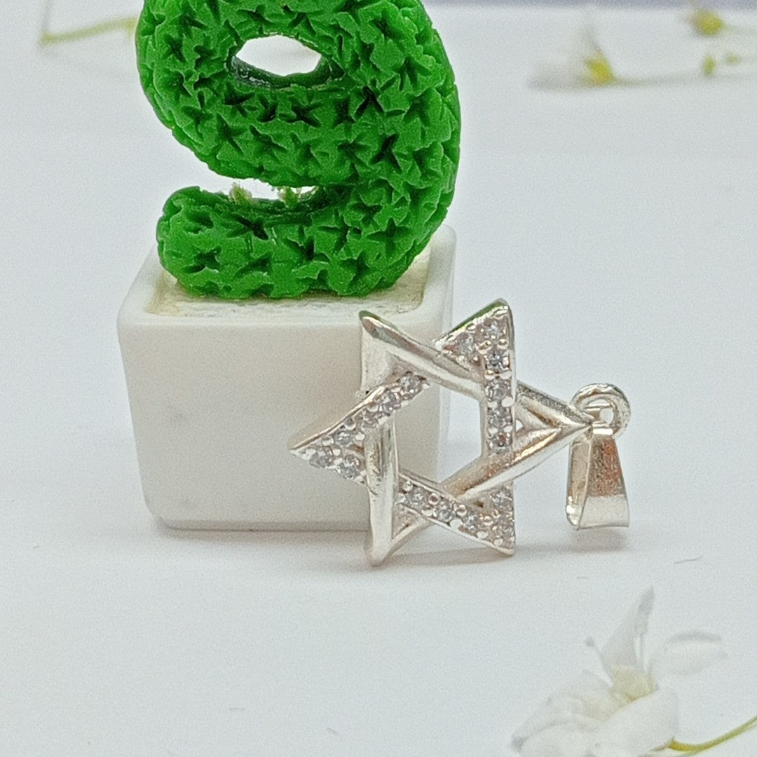 DIJE ESTRELLA DE DAVID C/CIRCONIAS PLATA .925 2.6 GR (NUEVO)