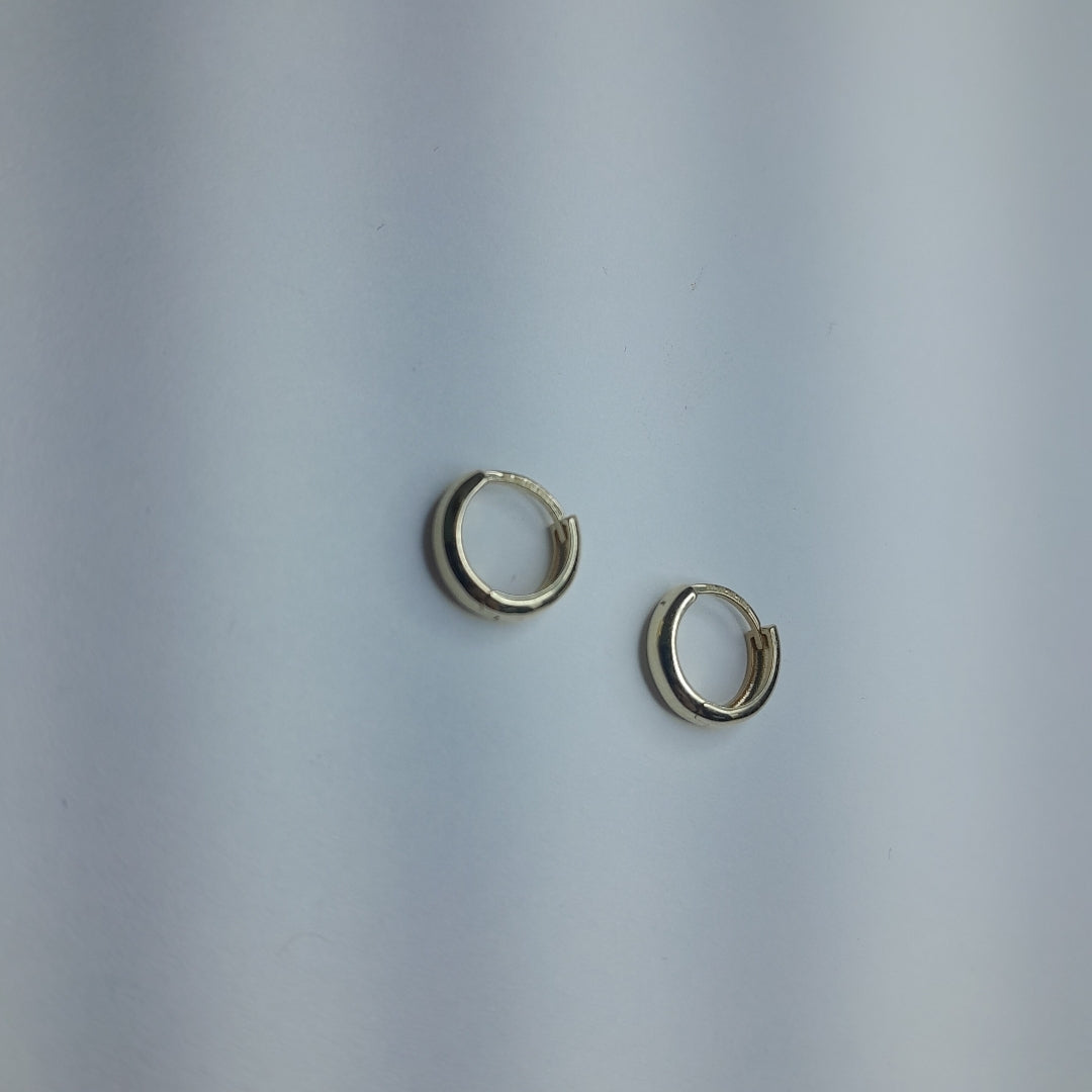 HUGGIES ORO 14K 1.2 (NUEVO)