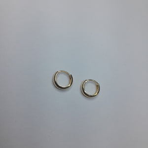 HUGGIES ORO 14K 1.2 (NUEVO)