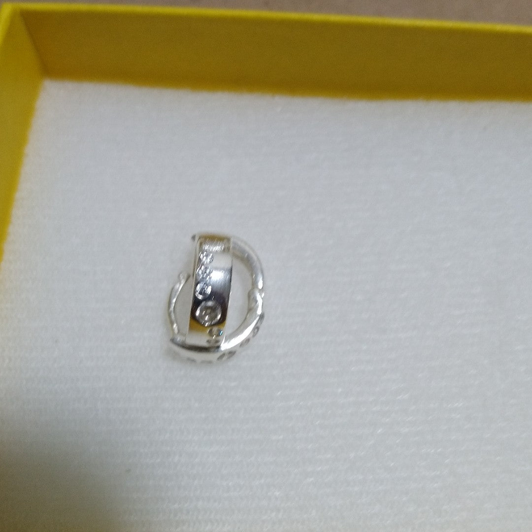 ARRACADAS C/CIRCONIAS PLATA .925 2.4 GR (NUEVO)