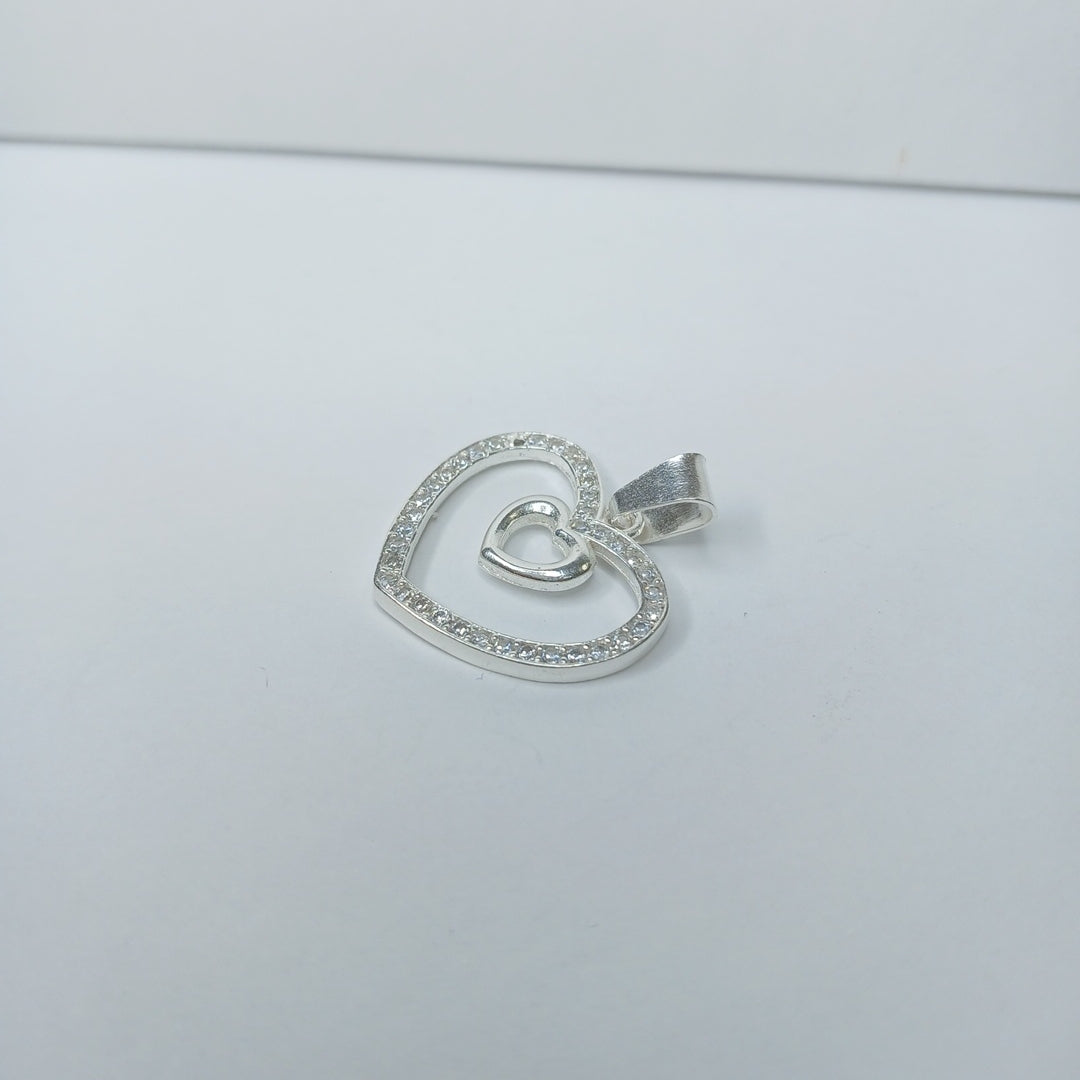 DIJE CORAZON C/CIRCONIAS PLATA .925 2.7 GR (NUEVO)